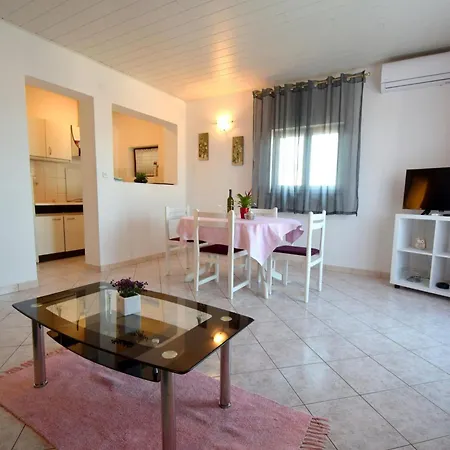 Marinela 2 By Interhome